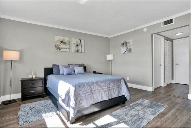 300 Croton Avenue 102, Lantana, FL 33462