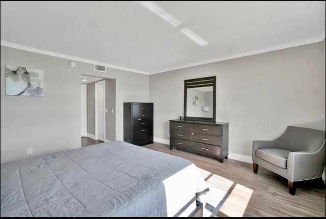 300 Croton Avenue 102, Lantana, FL 33462