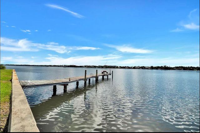 300 Croton Avenue 102, Lantana, FL 33462