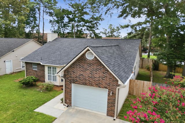 105 Parish Parc Drive, Summerville, SC 29485