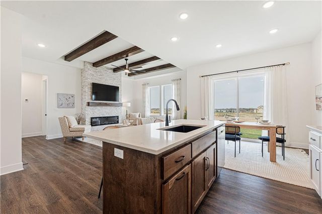 1445 N 163rd Street, Basehor, KS 66007