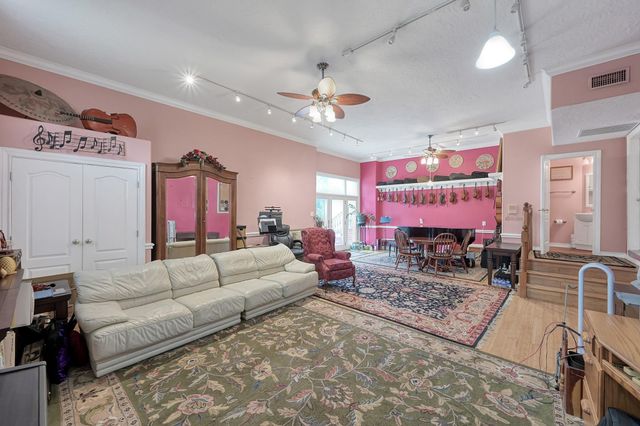 13415 Lucien Lane, Tomball, TX 77377