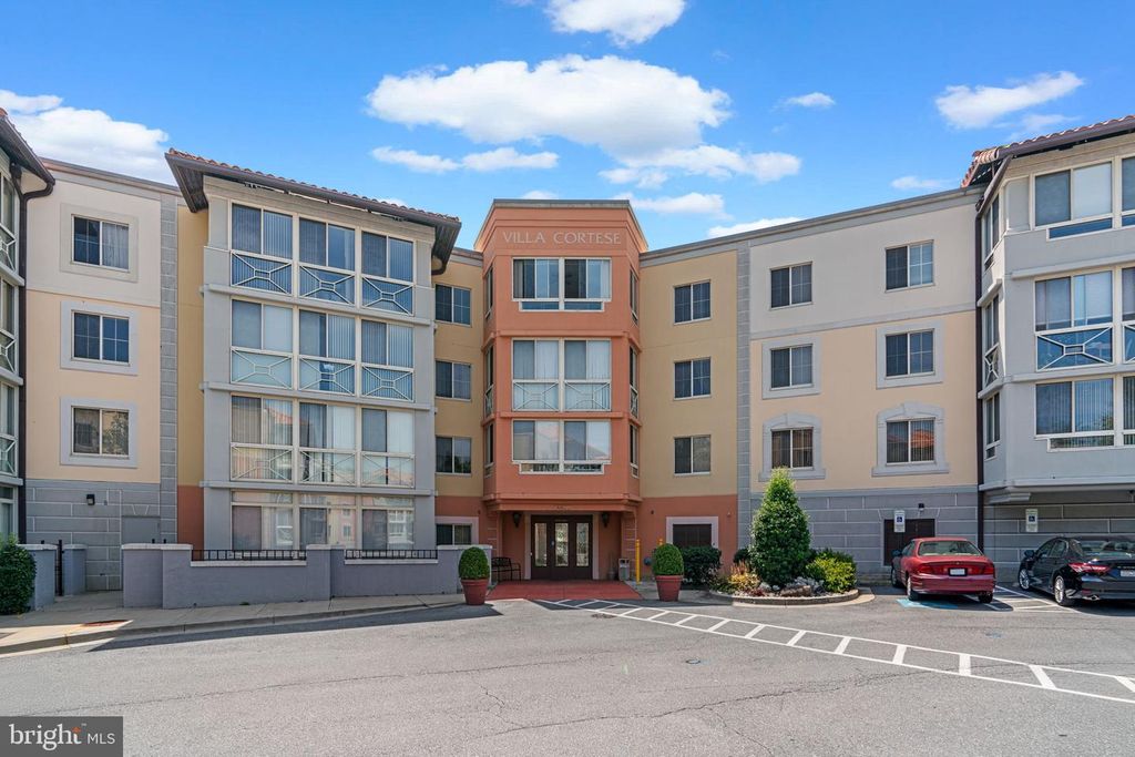 14800 PENNFIELD CIR #211, Silver Spring, MD 20906