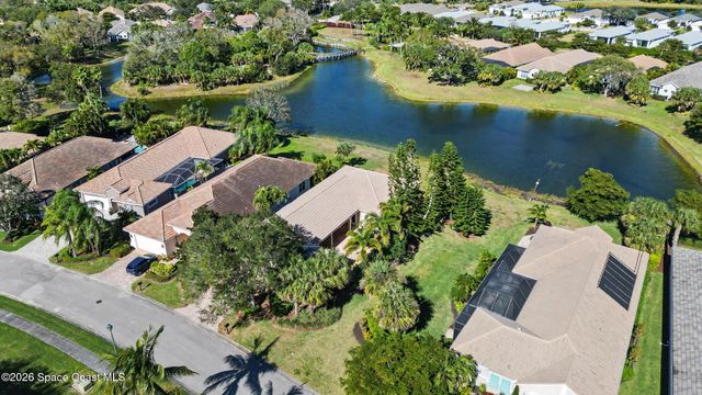 2158 Falls Circle, Vero Beach, FL 32967