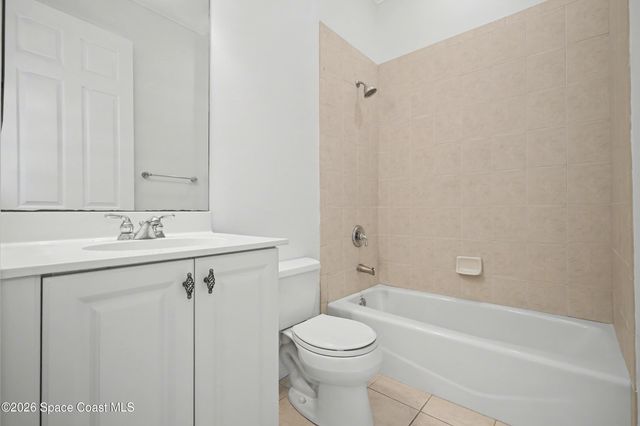 2158 Falls Circle, Vero Beach, FL 32967