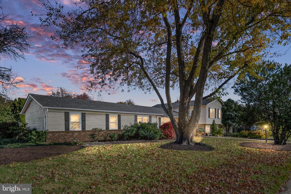 224 PRINCE ST NE, Leesburg, VA 20176