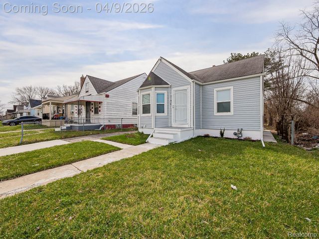 9163 Winthrop Street, Detroit, MI 48228