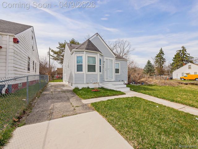 9163 Winthrop Street, Detroit, MI 48228