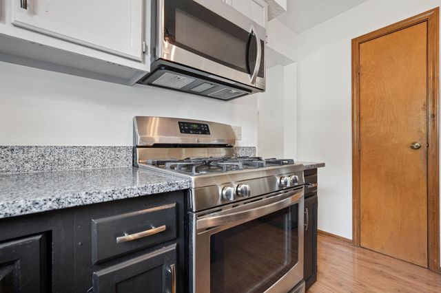 5714 Whispering Oak Boulevard, Hilliard, OH 43026