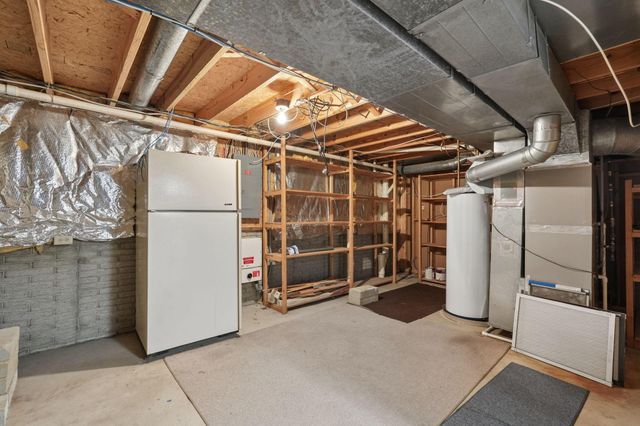 5714 Whispering Oak Boulevard, Hilliard, OH 43026