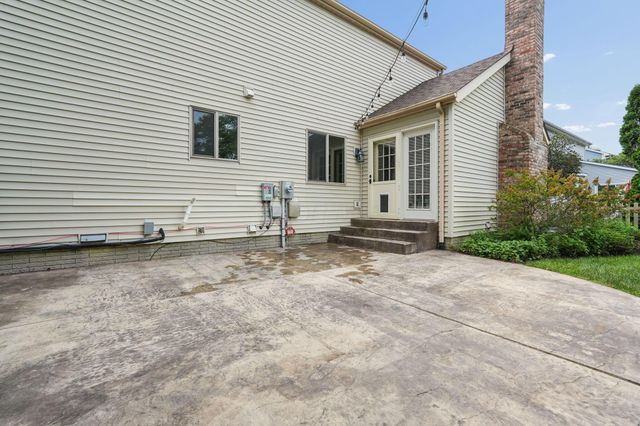 5714 Whispering Oak Boulevard, Hilliard, OH 43026