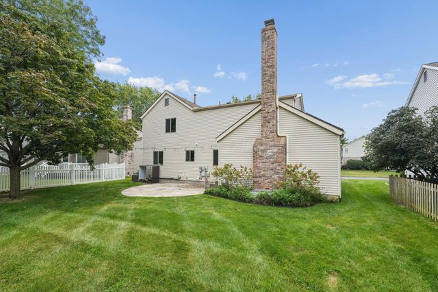 5714 Whispering Oak Boulevard, Hilliard, OH 43026