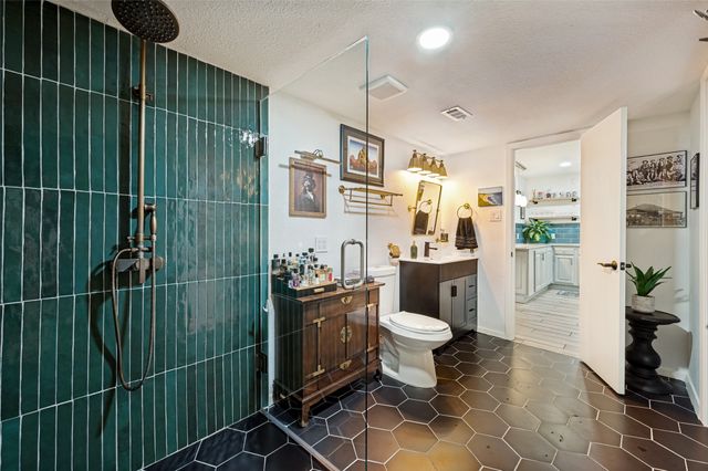 9233 Church Road 103, Dallas, TX 75231