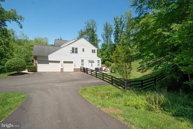 7165 DUDIE RD, Marshall, VA 20115