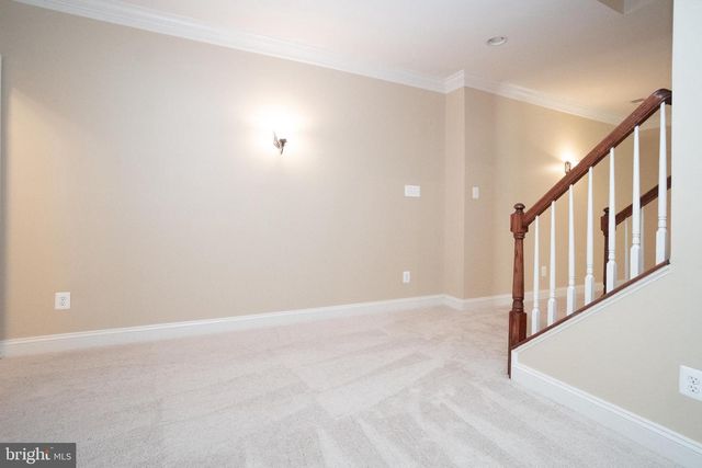 7165 DUDIE RD, Marshall, VA 20115