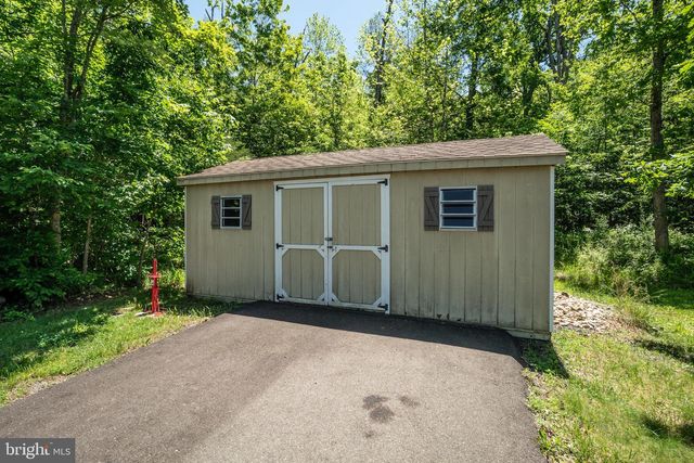 7165 DUDIE RD, Marshall, VA 20115