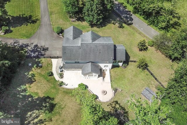 7165 DUDIE RD, Marshall, VA 20115
