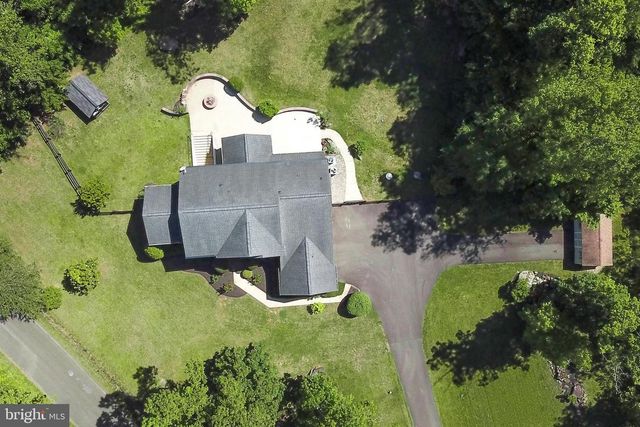 7165 DUDIE RD, Marshall, VA 20115