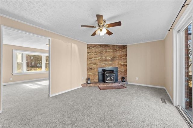 5330 Barharbor DR, Norfolk, VA 23502