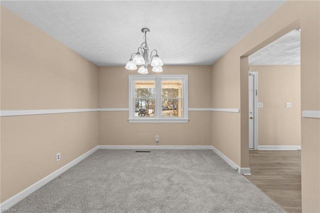 5330 Barharbor DR, Norfolk, VA 23502
