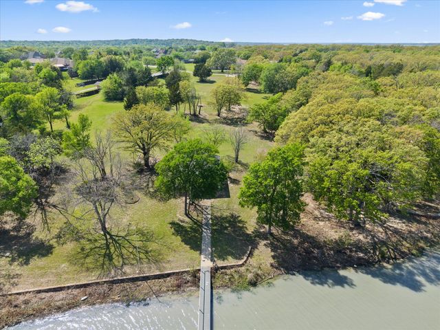2776 Waters Edge, Quinlan, TX 75474