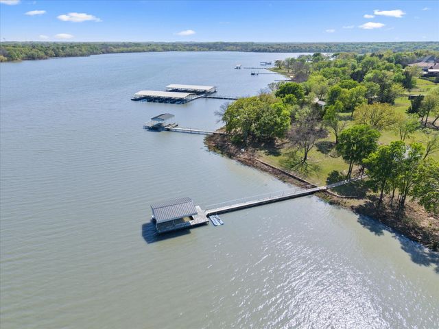 2776 Waters Edge, Quinlan, TX 75474