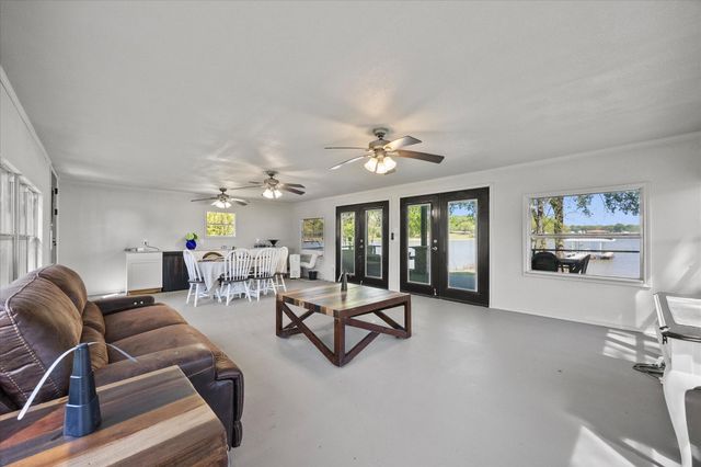 2776 Waters Edge, Quinlan, TX 75474