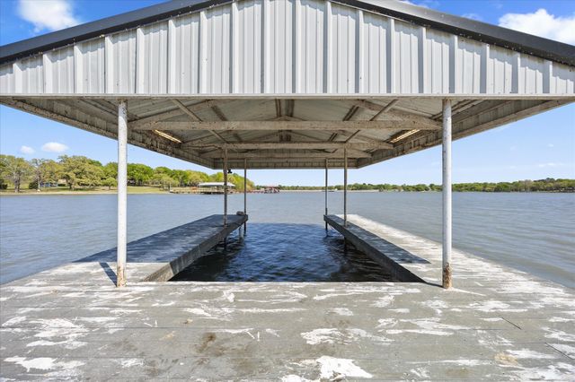 2776 Waters Edge, Quinlan, TX 75474