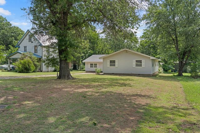324 S Ross Street, Vinita, OK 74301