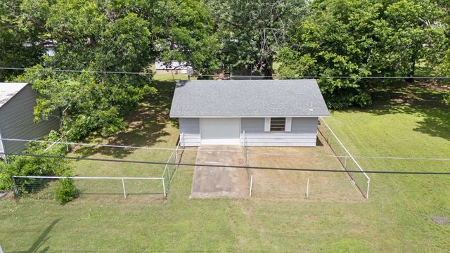 324 S Ross Street, Vinita, OK 74301