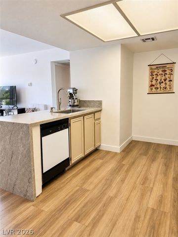 8070 West Russell Road 2028, Las Vegas, NV 89113
