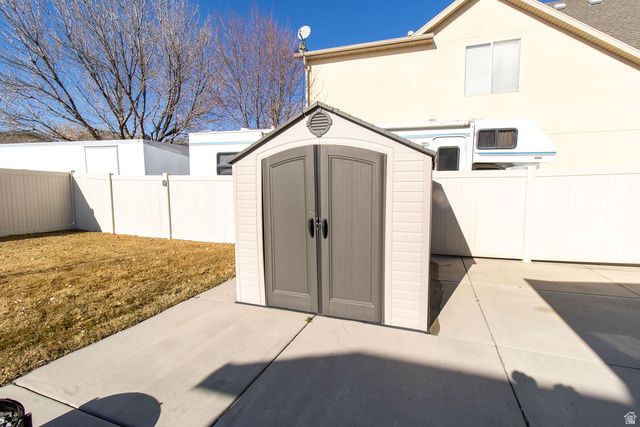 8092 S BOX CANYON RD, West Jordan, UT 84081
