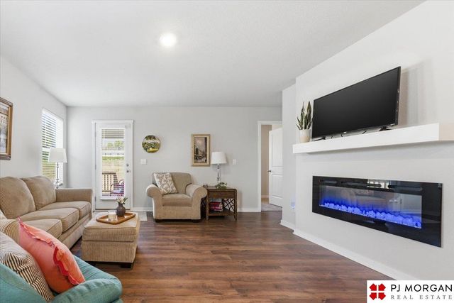 7924 N 95th Avenue, Omaha, NE 68122