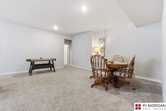 7924 N 95th Avenue, Omaha, NE 68122