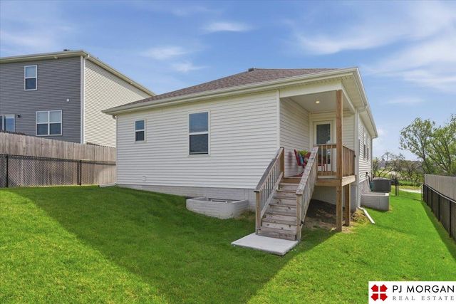 7924 N 95th Avenue, Omaha, NE 68122