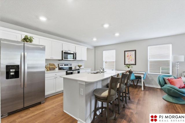 7924 N 95th Avenue, Omaha, NE 68122