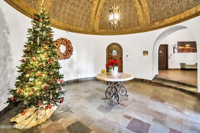 400 Deal Lake Drive 6E, Asbury Park, NJ 07712