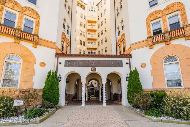 400 Deal Lake Drive 6E, Asbury Park, NJ 07712