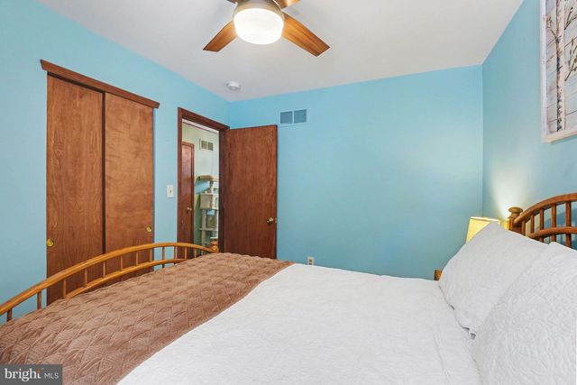 46 WETZEL RD, Macungie, PA 18062