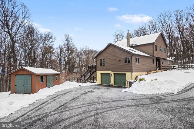 46 WETZEL RD, Macungie, PA 18062