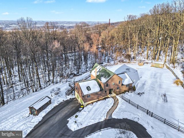 46 WETZEL RD, Macungie, PA 18062