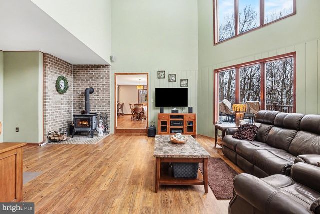 46 WETZEL RD, Macungie, PA 18062