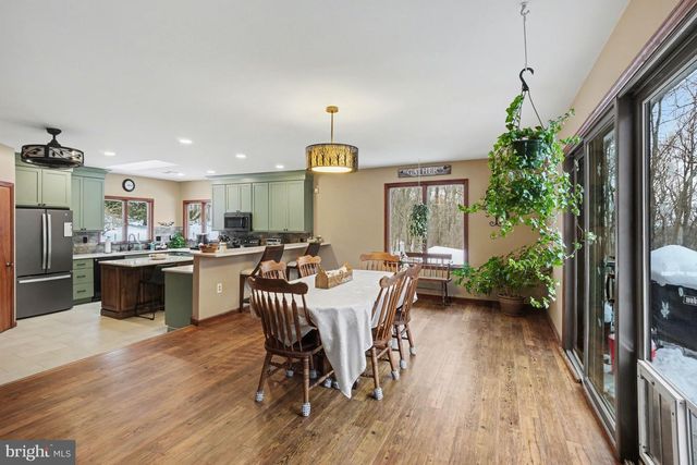 46 WETZEL RD, Macungie, PA 18062