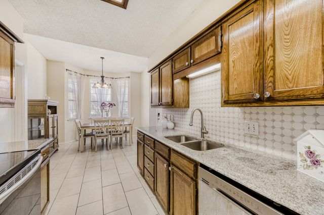 1116 Oak Valley, Denton, TX 76209