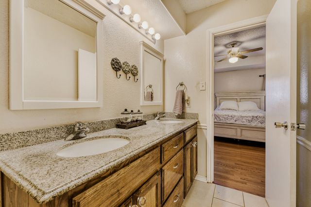 1116 Oak Valley, Denton, TX 76209