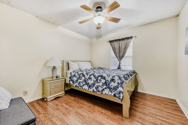 1116 Oak Valley, Denton, TX 76209