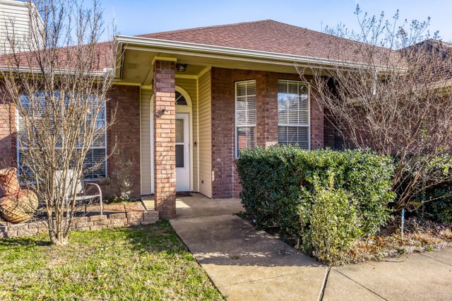 1116 Oak Valley, Denton, TX 76209