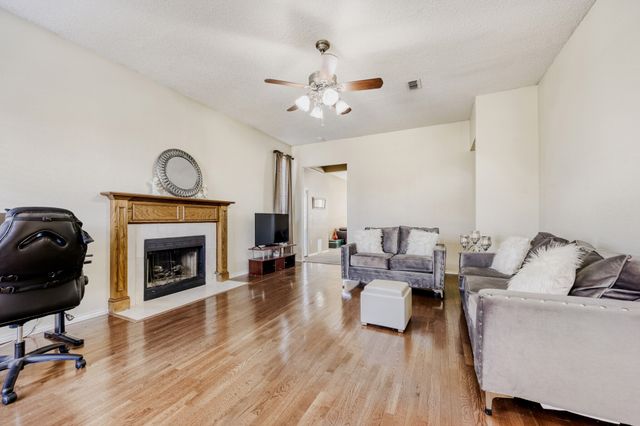 1116 Oak Valley, Denton, TX 76209