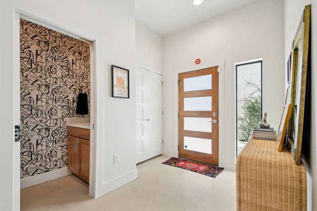 4506 Russell DR B, Austin, TX 78745