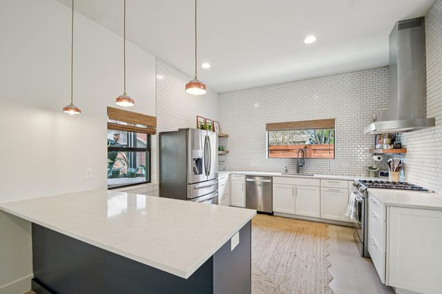 4506 Russell DR B, Austin, TX 78745